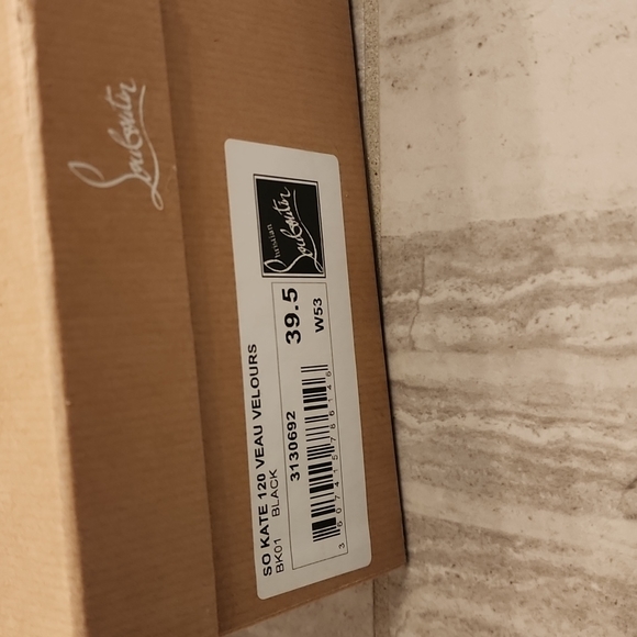 So Kate - Picture 4 of 4